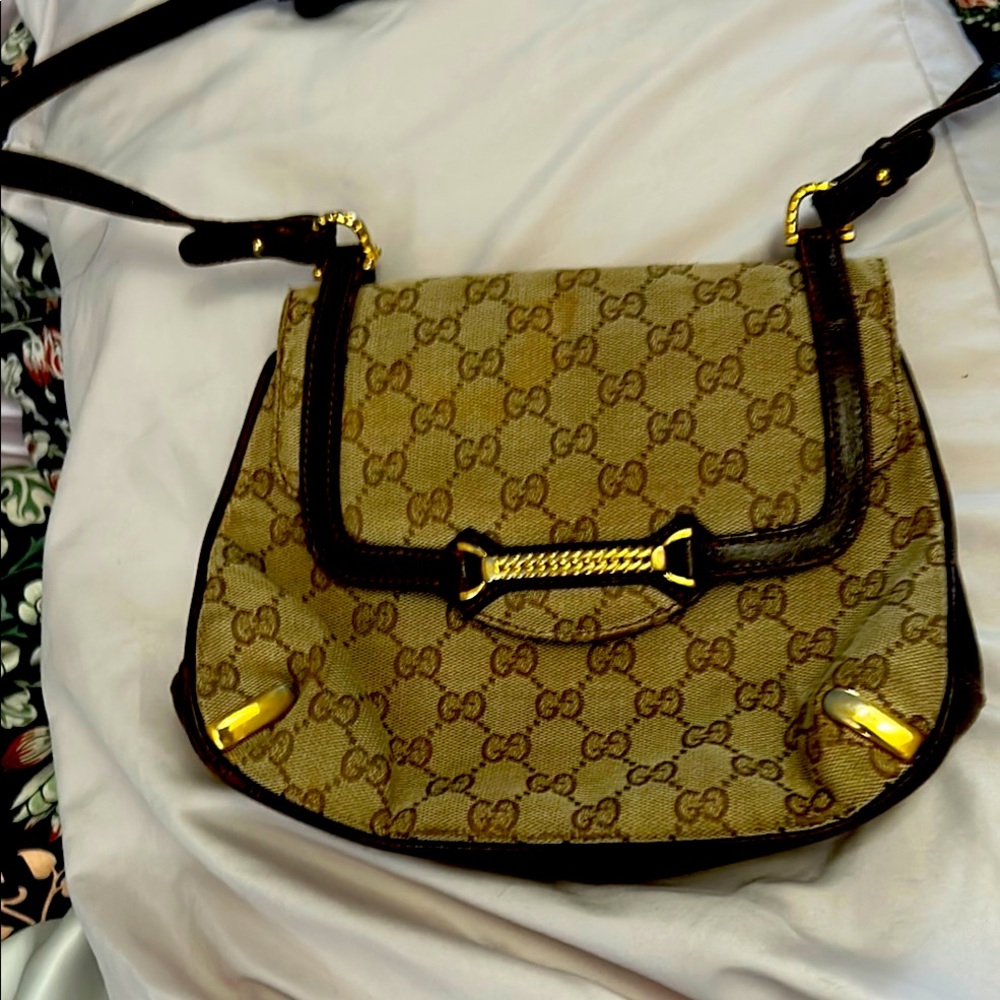 Vintage  Gucci Tan and Brown Shoulder Bag. leather lined.  used 3 times.